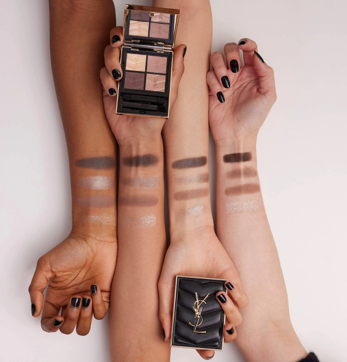 Yves Saint Laurent 
Couture Mini Clutch Eyeshadow Palette.           Color: 720 Captivating Dunes - deep cool neutral browns and soft beige
Size 0.17 oz/5 g